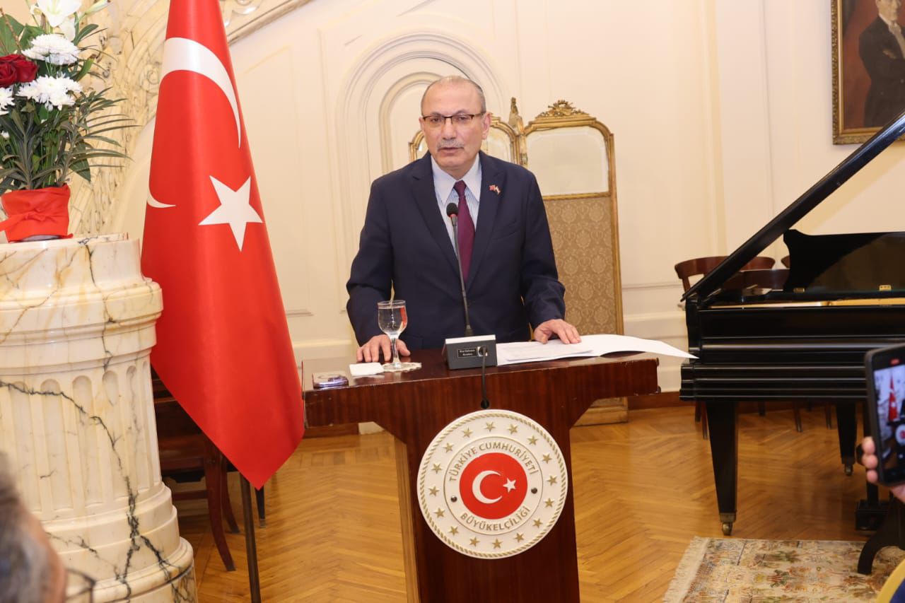 "صالح موطلو شن" سفير تركيا بالقاهرة